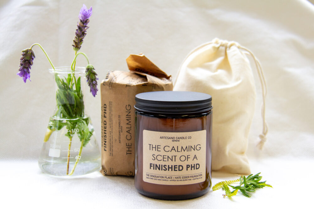 Candle | Calming Scent of a Finished PhD - Image 2